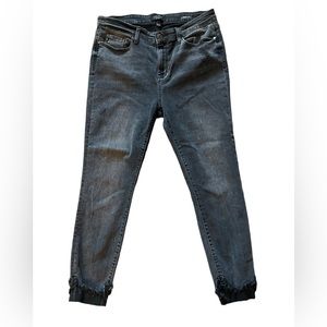 Judy Blue Skinny Fit Gray Denim  Jeans  Womens 15/32 Stretch Raw‎ Hem JB88165